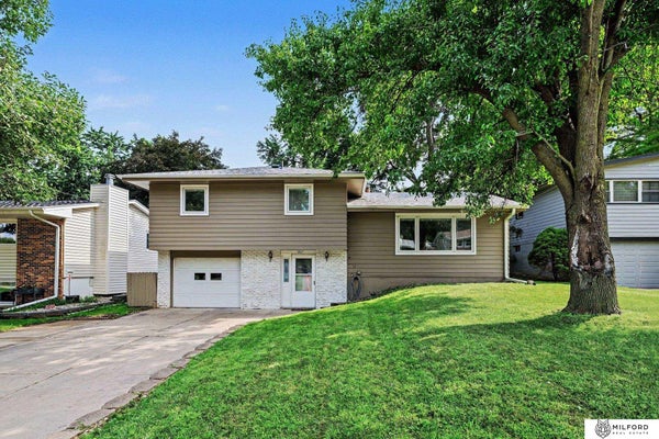 9127 SPAULDING ST, OMAHA, NE 68134 - Image 85b193c8ee6cce8d94826f2bc40ef85f/121006386