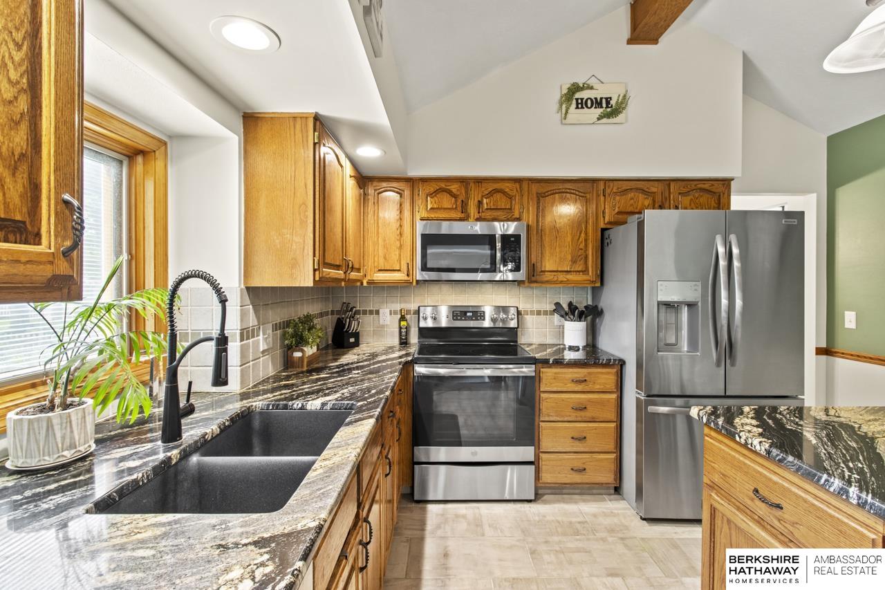 Omaha, Nebraska 68154, United States, 3 Bedrooms Bedrooms, ,2 BathroomsBathrooms,Residential,Active,148990