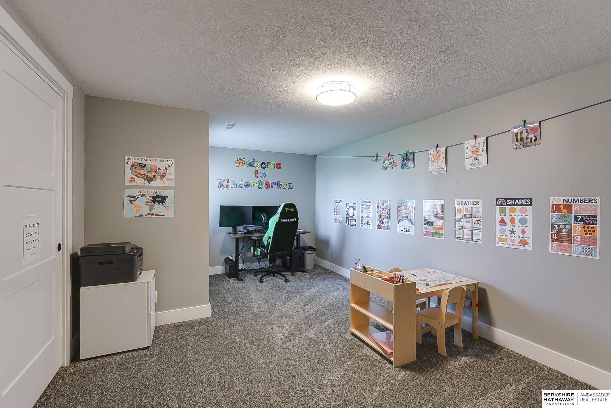 Gretna, Nebraska 68028, United States, 5 Bedrooms Bedrooms, ,3 BathroomsBathrooms,Residential,Active,128151