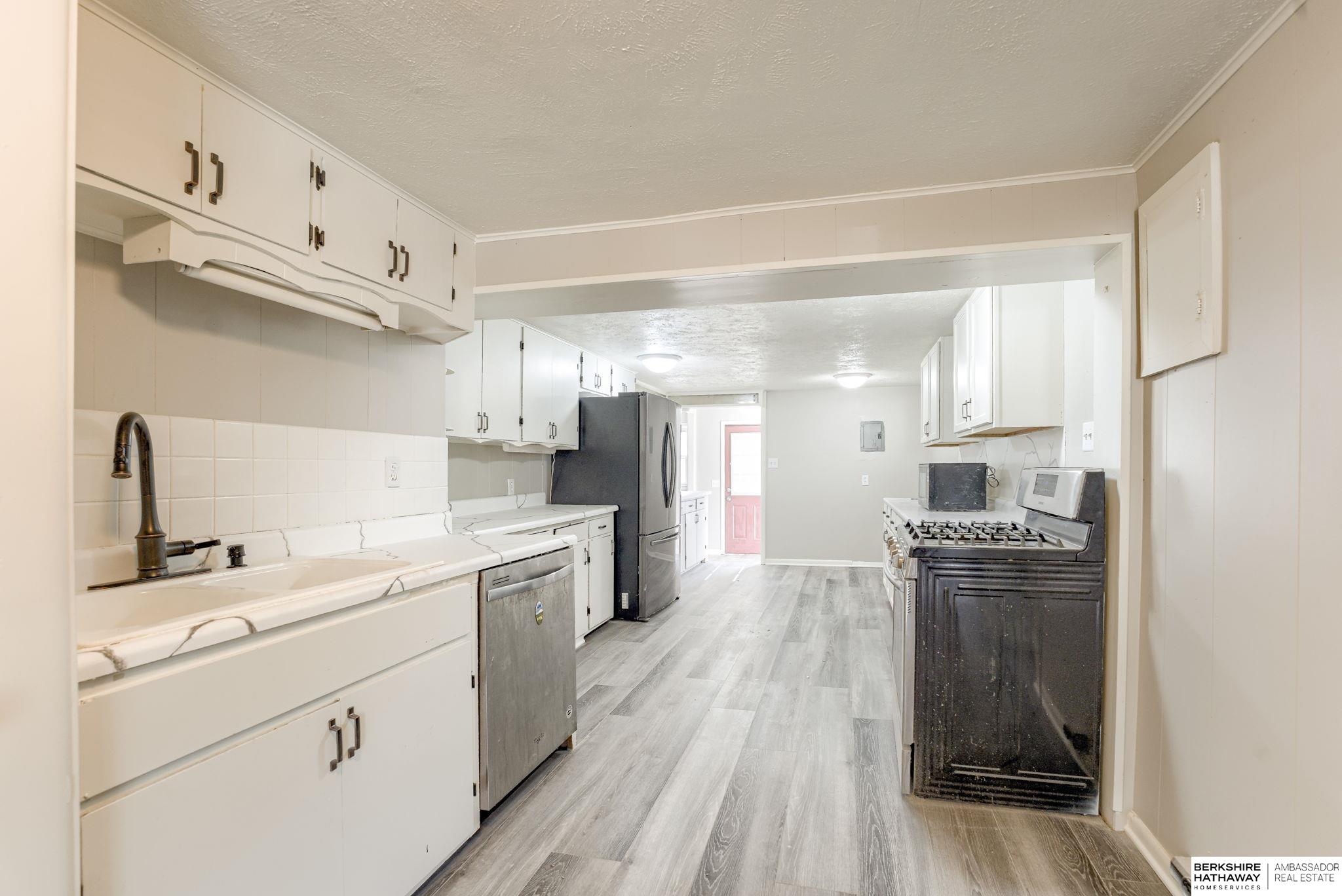 Bellevue, Nebraska 68005, United States, 4 Bedrooms Bedrooms, ,1 BathroomBathrooms,Residential,Active,213277