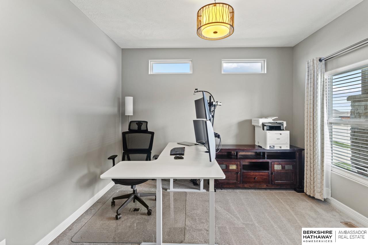 Papillion, Nebraska 68046, United States, 4 Bedrooms Bedrooms, ,2 BathroomsBathrooms,Residential,Active,207977