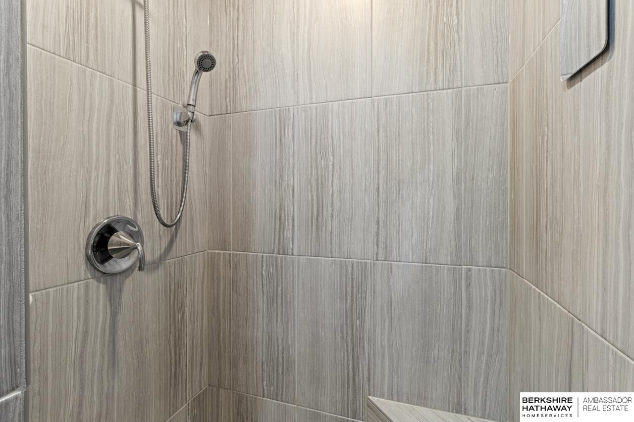 Papillion, Nebraska 68046, United States, 4 Bedrooms Bedrooms, ,2 BathroomsBathrooms,Residential,Active,207977