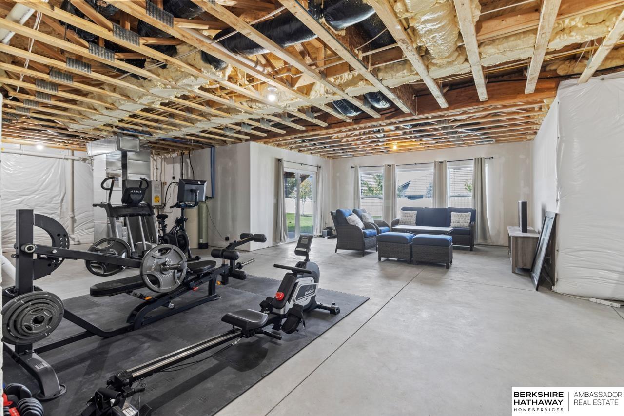 Papillion, Nebraska 68046, United States, 4 Bedrooms Bedrooms, ,2 BathroomsBathrooms,Residential,Active,207977