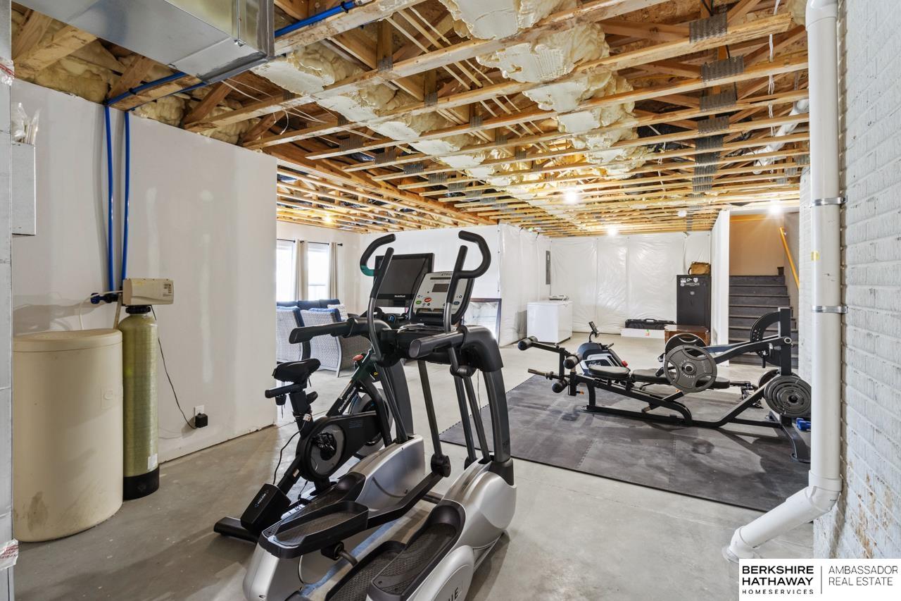 Papillion, Nebraska 68046, United States, 4 Bedrooms Bedrooms, ,2 BathroomsBathrooms,Residential,Active,207977