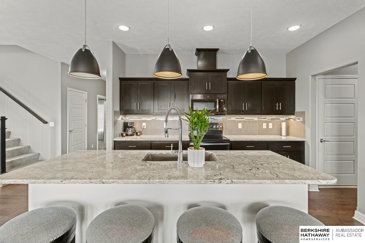 Papillion, Nebraska 68046, United States, 4 Bedrooms Bedrooms, ,2 BathroomsBathrooms,Residential,Active,207977