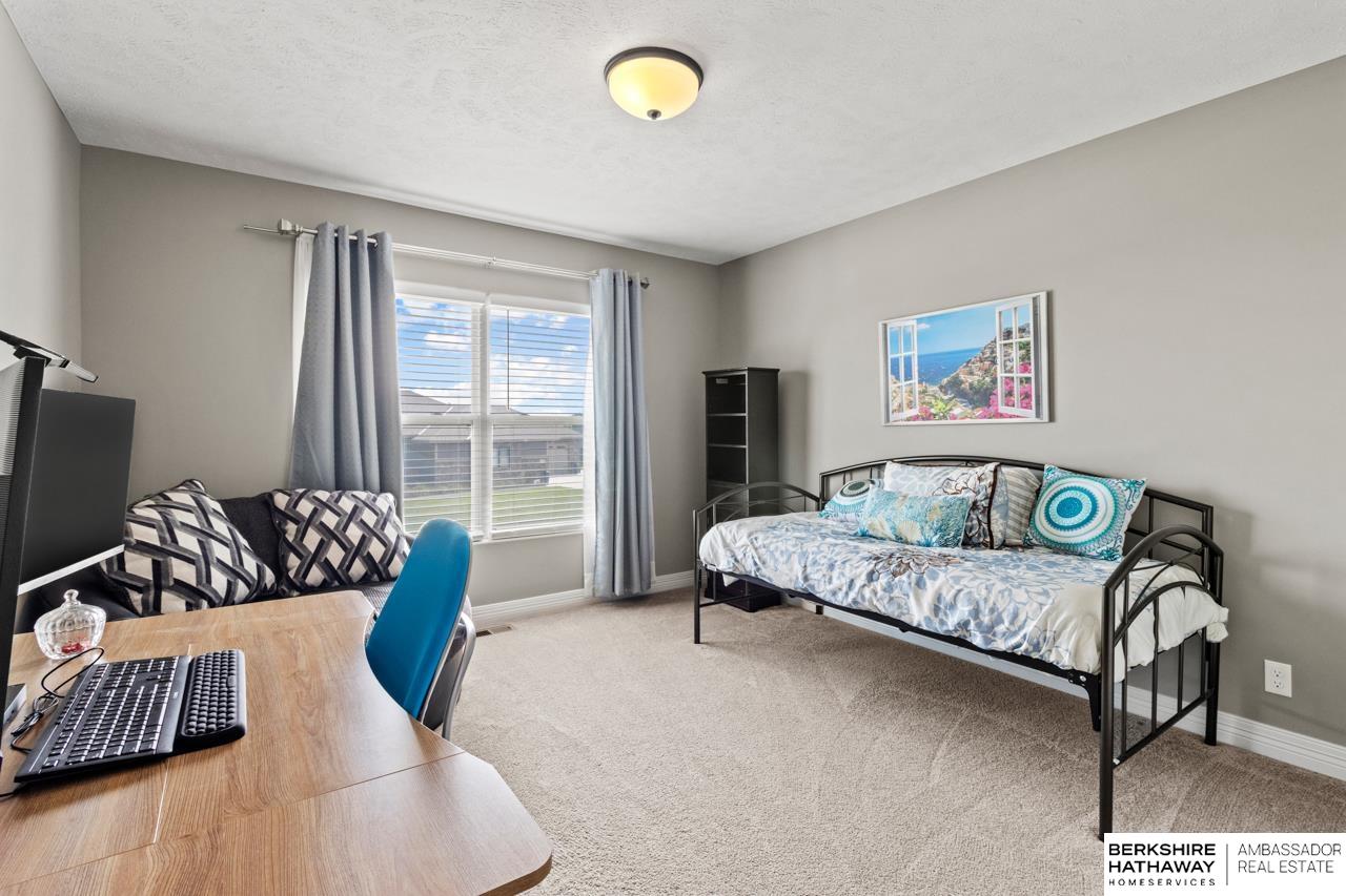 Papillion, Nebraska 68046, United States, 4 Bedrooms Bedrooms, ,2 BathroomsBathrooms,Residential,Active,207977