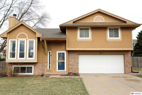 Photo of 2412 Corn Drive, Papillion, NE 68046 (MLS # 22606646)