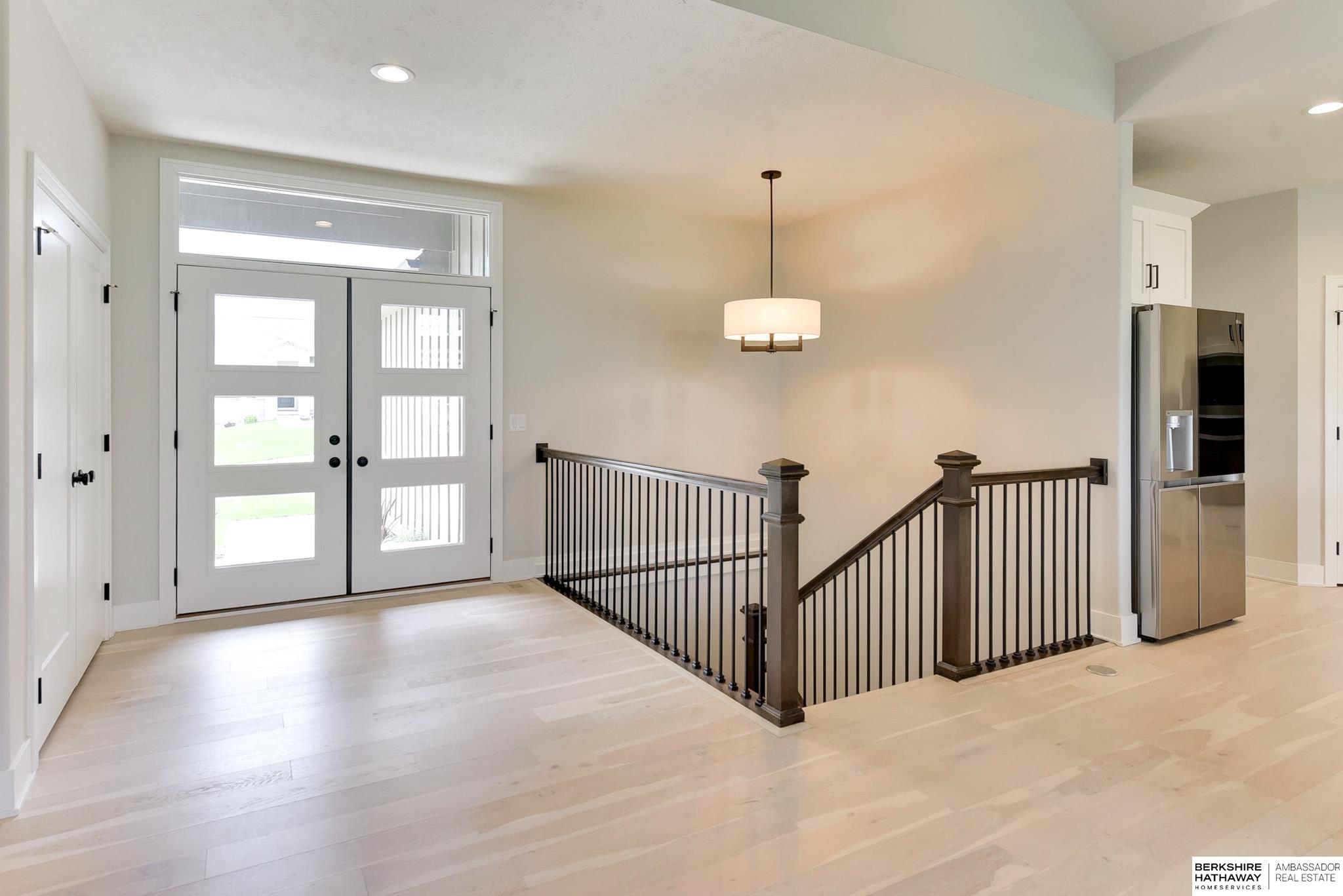 Elkhorn, Nebraska 68022, United States, 3 Bedrooms Bedrooms, ,3 BathroomsBathrooms,Residential,Active,191514