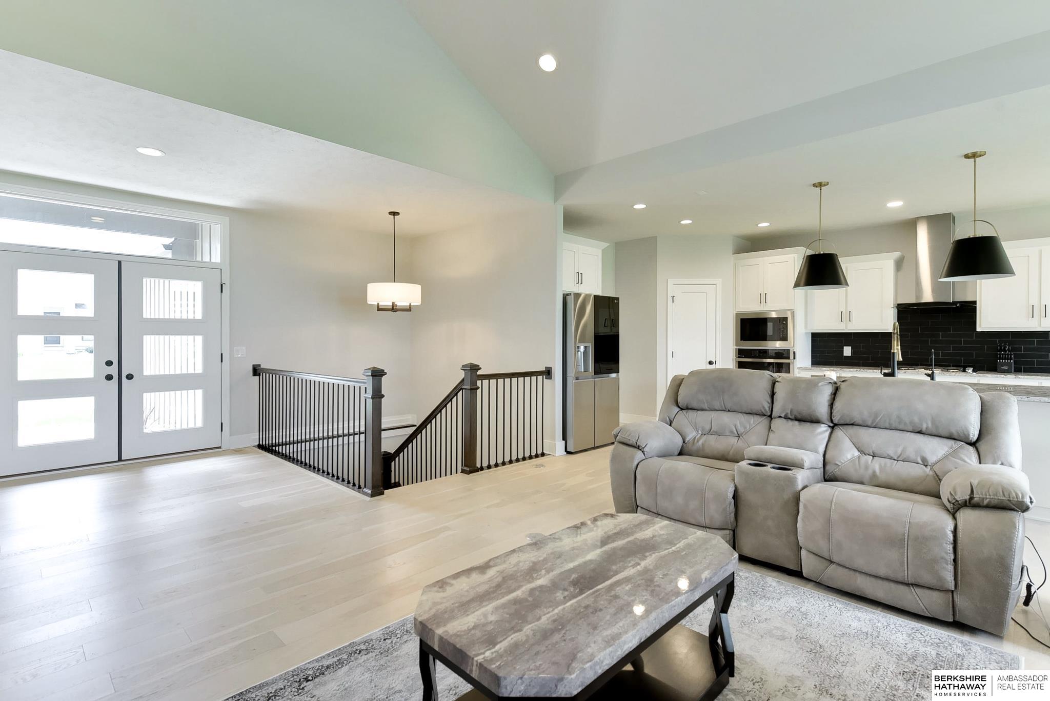 Elkhorn, Nebraska 68022, United States, 3 Bedrooms Bedrooms, ,3 BathroomsBathrooms,Residential,Active,191514