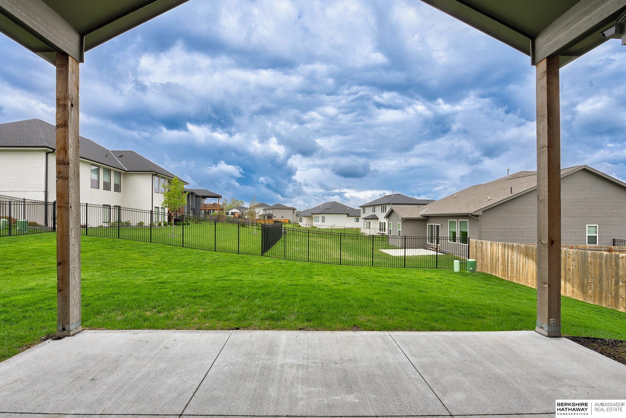 Elkhorn, Nebraska 68022, United States, 3 Bedrooms Bedrooms, ,3 BathroomsBathrooms,Residential,Active,191514