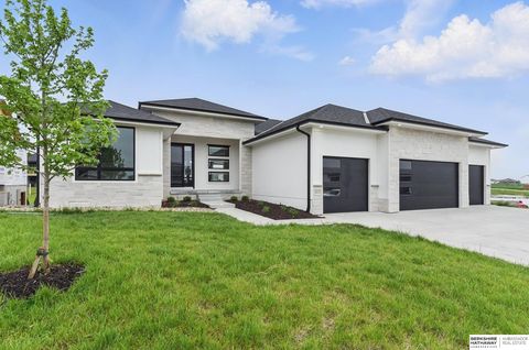 Photo of 5413 N 212th Street, Omaha, NE 68022 (MLS # 22513492)
