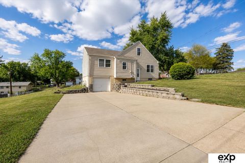 Photo of 4702 N 52 Street, Omaha, NE 68104 (MLS # 22612545)