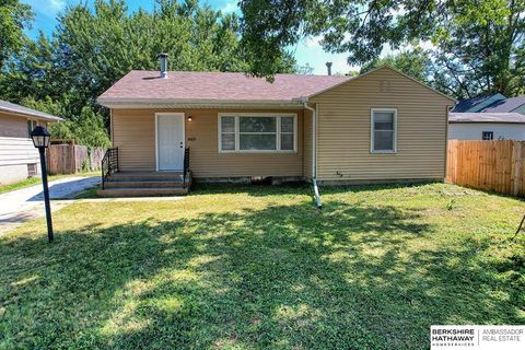Photo of 6019 Baldwin Avenue, Lincoln, NE 68507 (MLS # 22529573)
