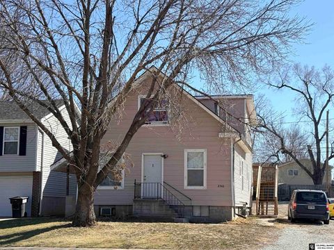 Photo of 2516 NW 8th Street, Lincoln, NE 68521 (MLS # 22609065)
