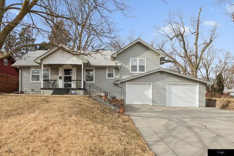 Photo of 3922 N 52nd Street, Omaha, NE 68104 (MLS # 22604925)