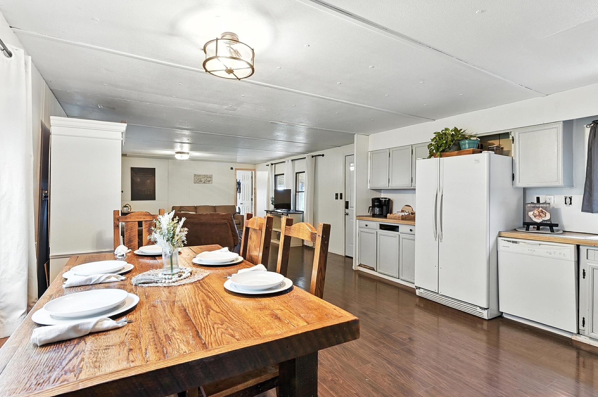 Decatur, Nebraska 68020, United States, 3 Bedrooms Bedrooms, ,2 BathroomsBathrooms,Residential,Active,171936