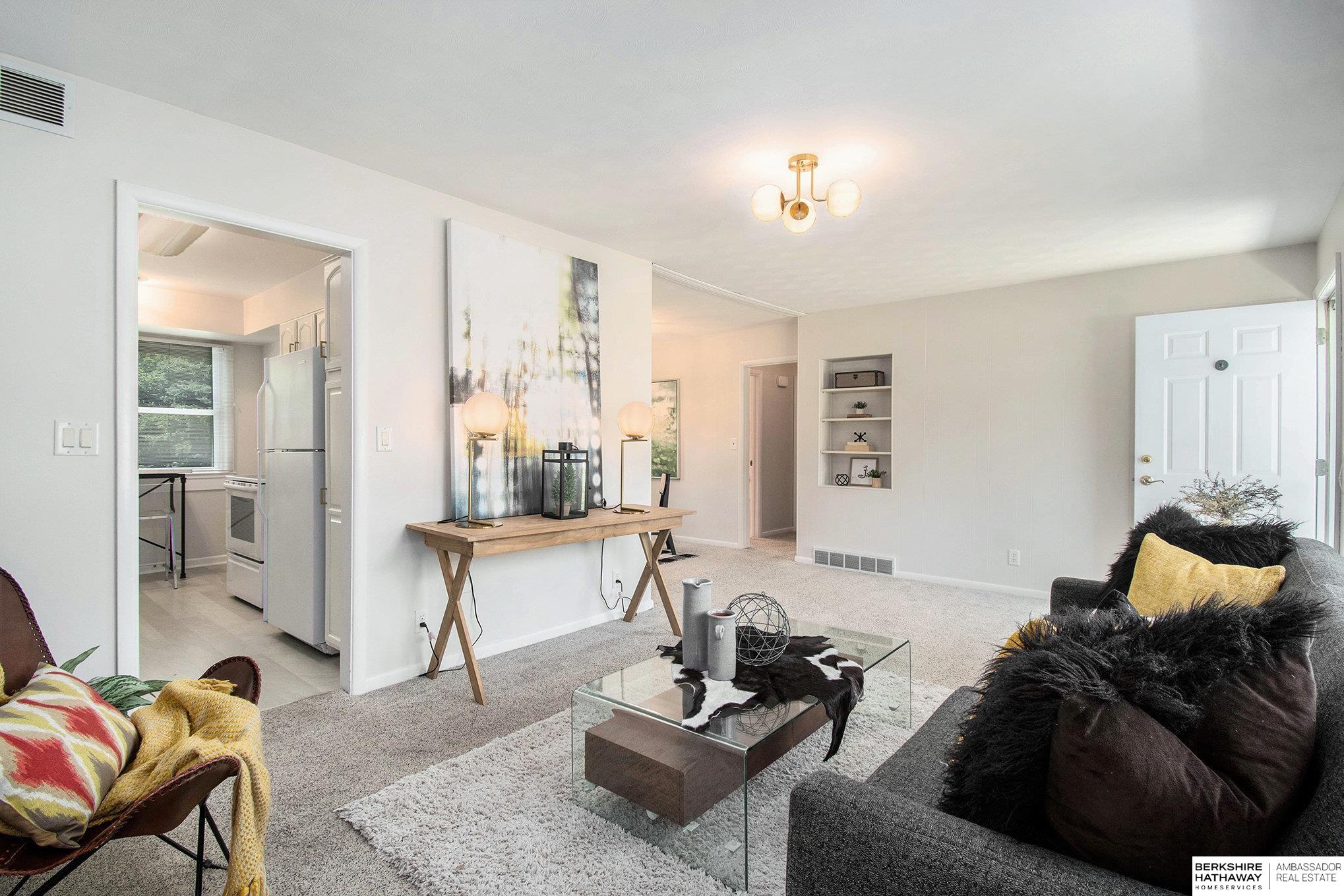 Omaha, Nebraska 68114, United States, 2 Bedrooms Bedrooms, ,2 BathroomsBathrooms,Residential,Active,164868