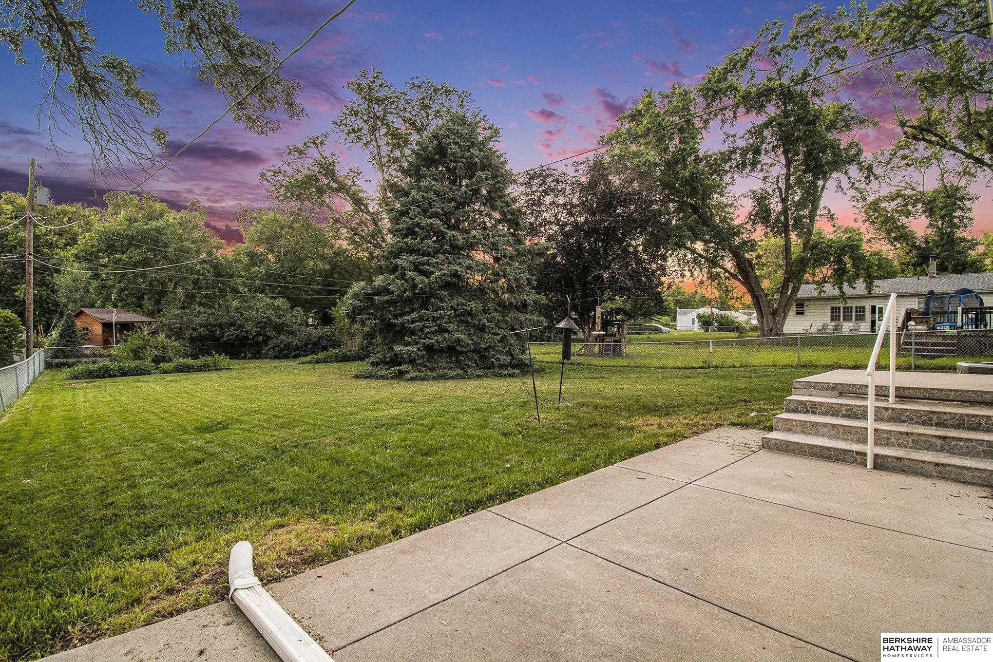 Omaha, Nebraska 68114, United States, 2 Bedrooms Bedrooms, ,2 BathroomsBathrooms,Residential,Active,164868