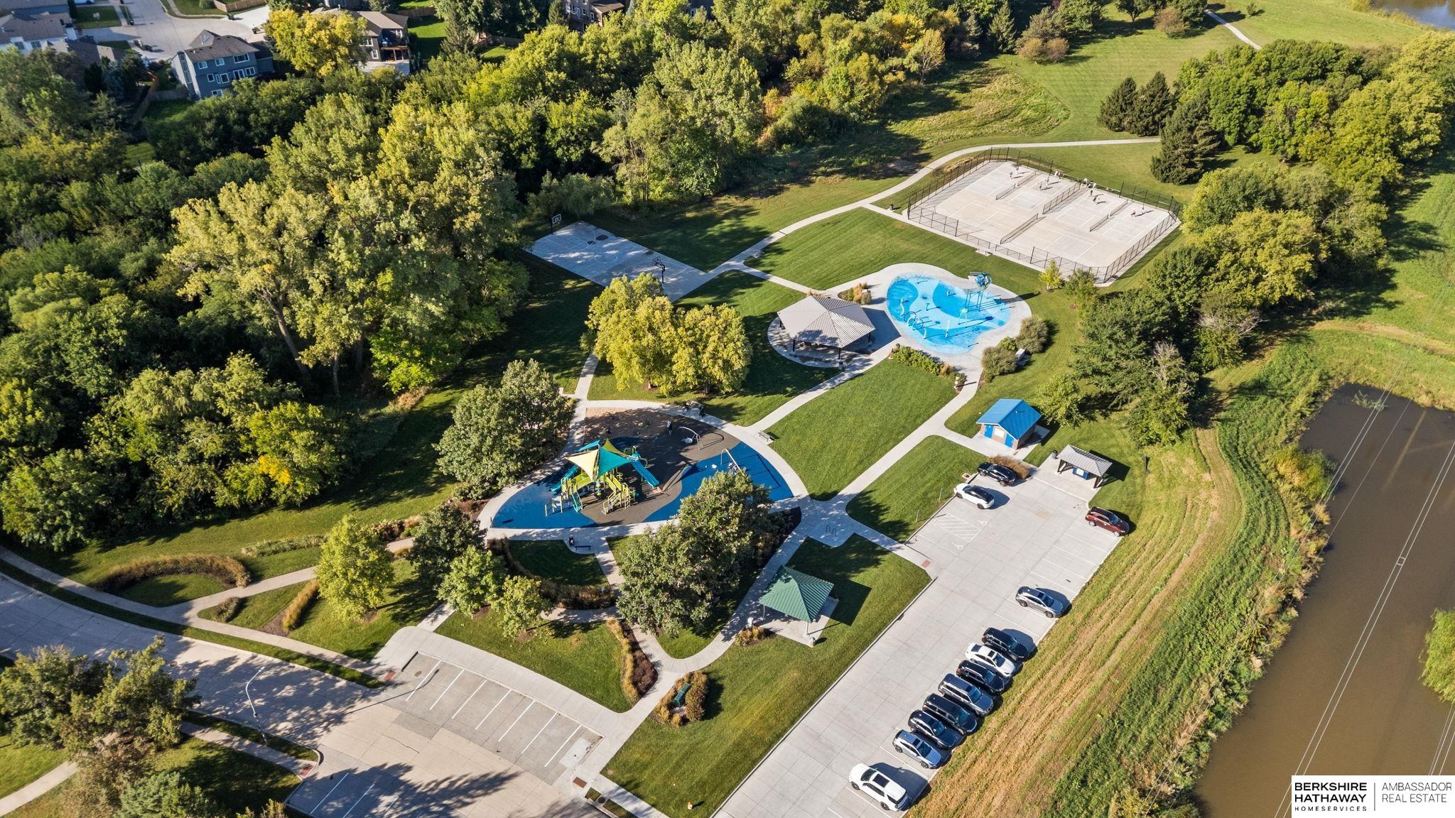 Omaha, Nebraska 68022, United States, 4 Bedrooms Bedrooms, ,3 BathroomsBathrooms,Residential,Active,214008