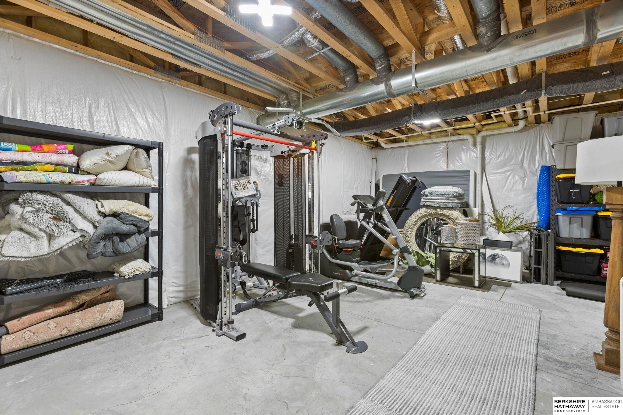 Omaha, Nebraska 68022, United States, 4 Bedrooms Bedrooms, ,3 BathroomsBathrooms,Residential,Active,214008