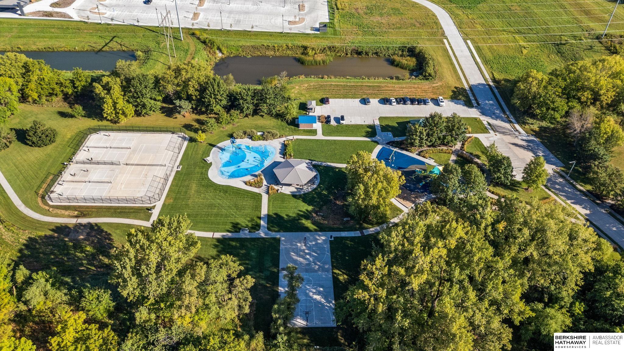 Omaha, Nebraska 68022, United States, 4 Bedrooms Bedrooms, ,3 BathroomsBathrooms,Residential,Active,214008