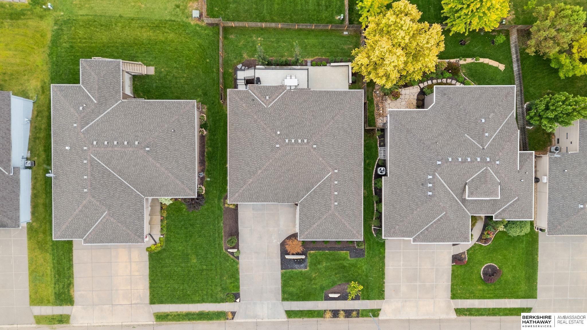 Omaha, Nebraska 68022, United States, 4 Bedrooms Bedrooms, ,3 BathroomsBathrooms,Residential,Active,214008