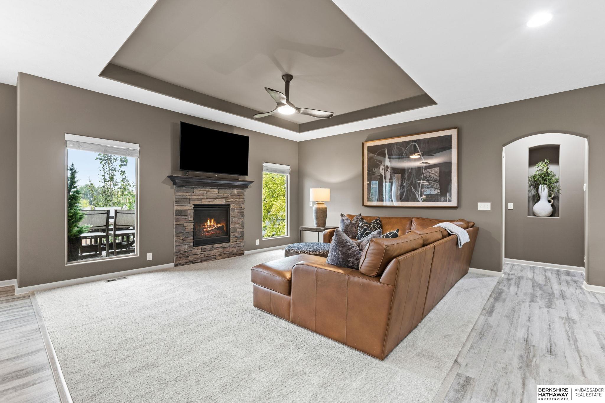 Omaha, Nebraska 68022, United States, 4 Bedrooms Bedrooms, ,3 BathroomsBathrooms,Residential,Active,214008