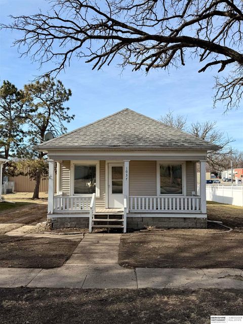 Photo of 1037 N Broadway, Wahoo, NE 68066 (MLS # 22603510)