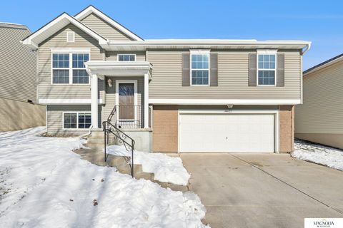 Photo of 14622 Knudsen Street, Bennington, NE 68007 (MLS # 22534303)
