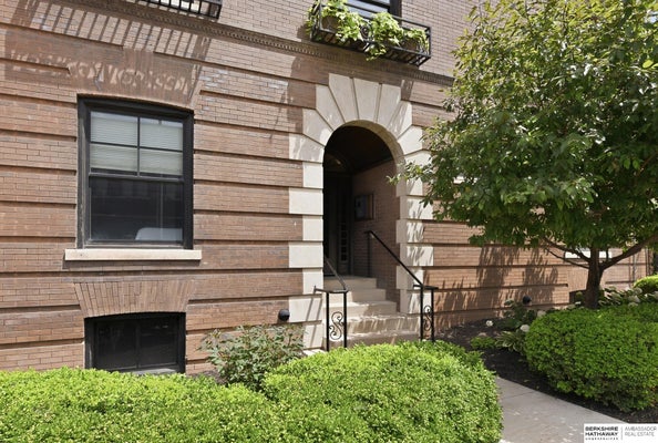 1117 S 10TH ST APT 14, OMAHA, NE 68108 - Image 87bf347cfac9ffe7c8bcb10aa509a2f1/1304215325