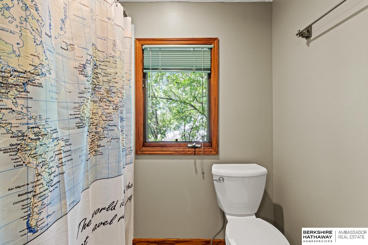 Omaha, Nebraska 68022, United States, 5 Bedrooms Bedrooms, ,4 BathroomsBathrooms,Residential,Active,143450