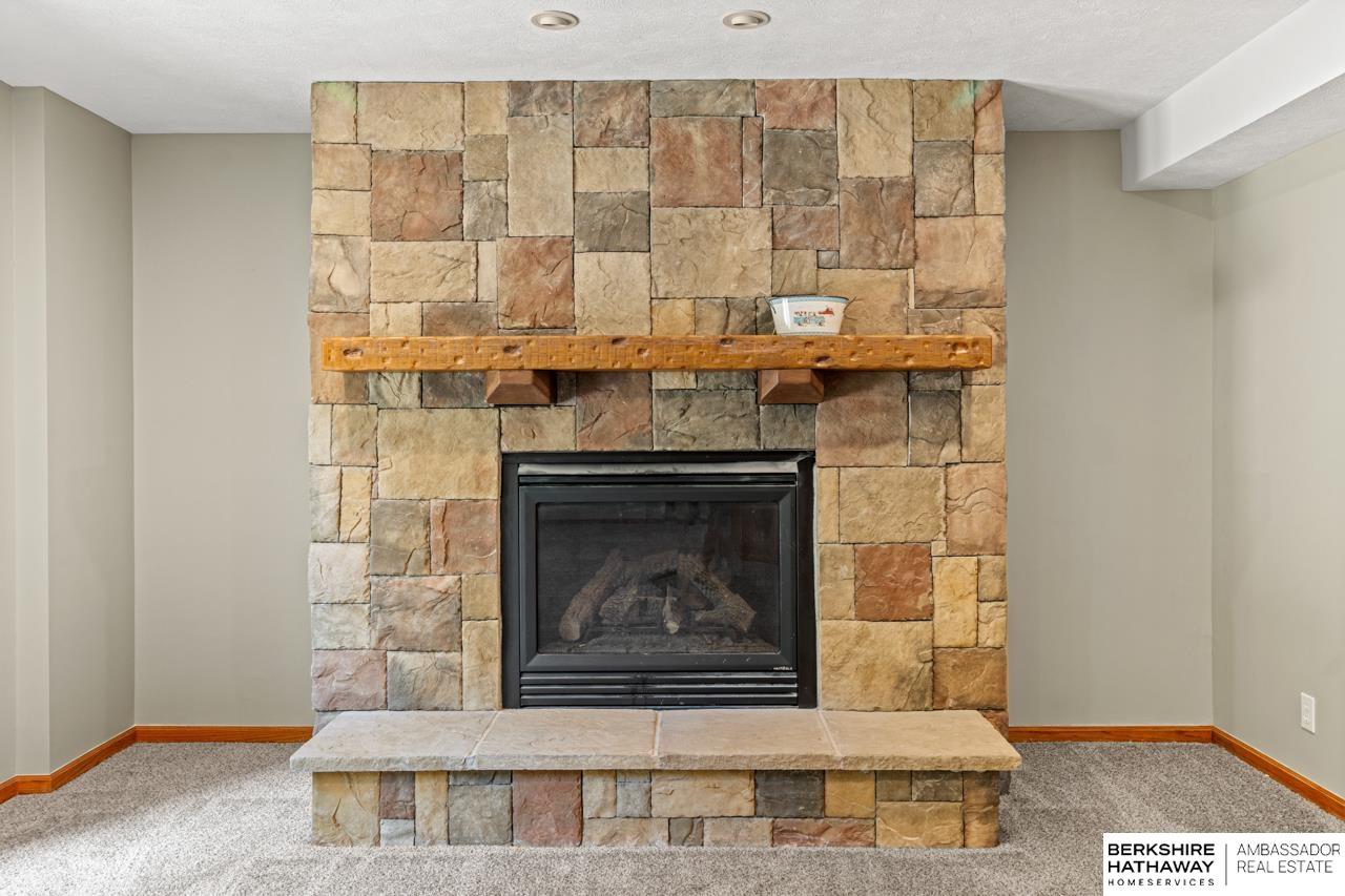 Omaha, Nebraska 68022, United States, 5 Bedrooms Bedrooms, ,4 BathroomsBathrooms,Residential,Active,143450