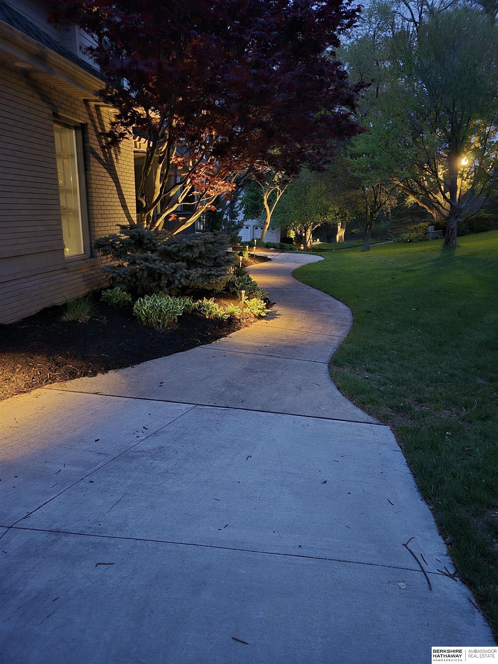 Omaha, Nebraska 68022, United States, 5 Bedrooms Bedrooms, ,4 BathroomsBathrooms,Residential,Active,143450