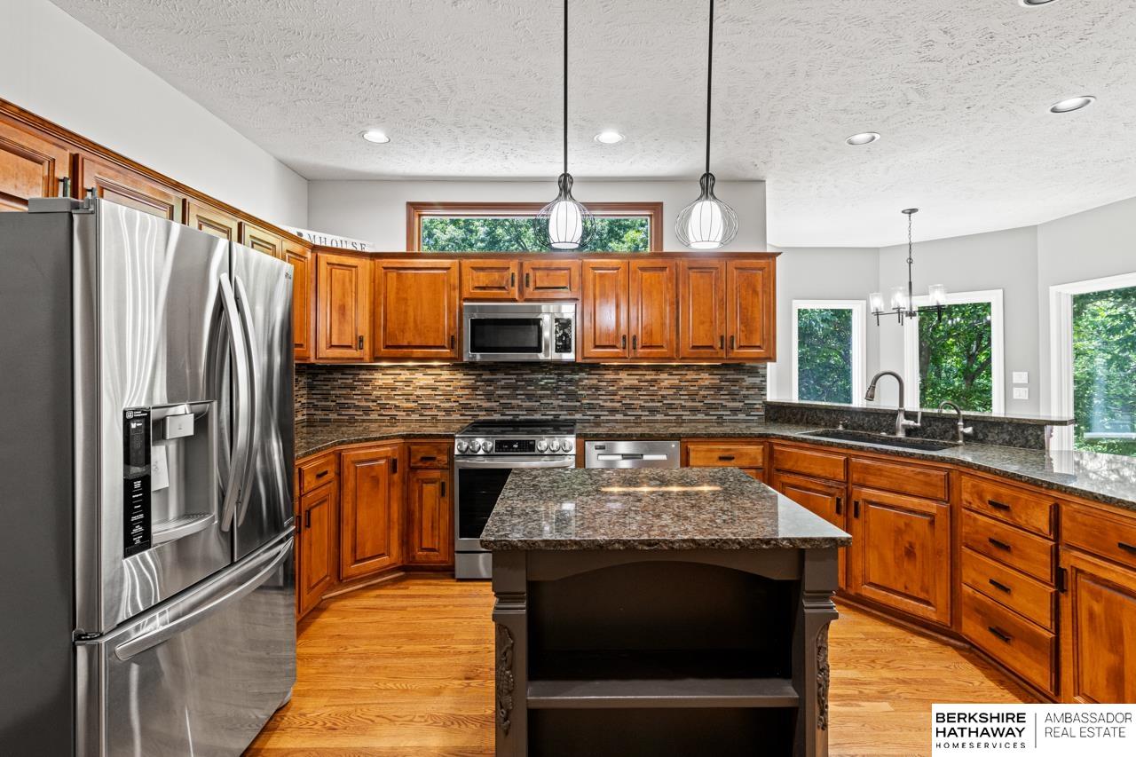 Omaha, Nebraska 68022, United States, 5 Bedrooms Bedrooms, ,4 BathroomsBathrooms,Residential,Active,143450