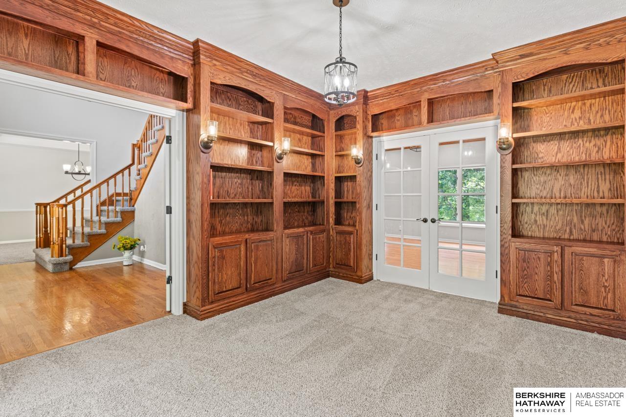 Omaha, Nebraska 68022, United States, 5 Bedrooms Bedrooms, ,4 BathroomsBathrooms,Residential,Active,143450