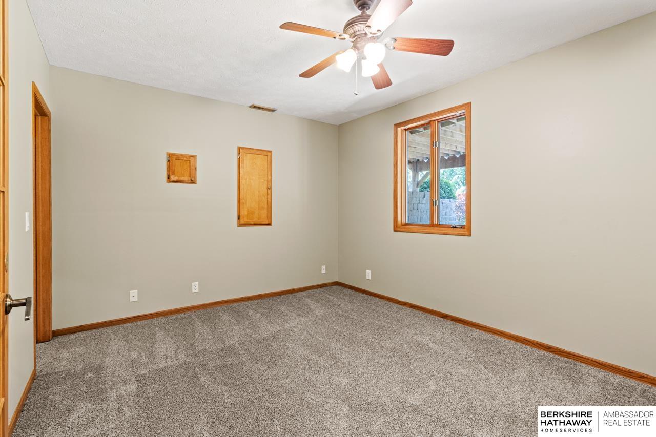 Omaha, Nebraska 68022, United States, 5 Bedrooms Bedrooms, ,4 BathroomsBathrooms,Residential,Active,143450