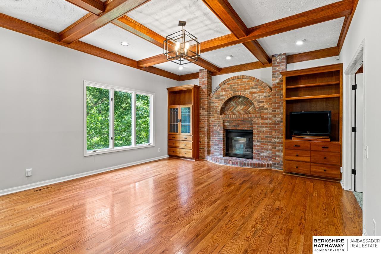 Omaha, Nebraska 68022, United States, 5 Bedrooms Bedrooms, ,4 BathroomsBathrooms,Residential,Active,143450