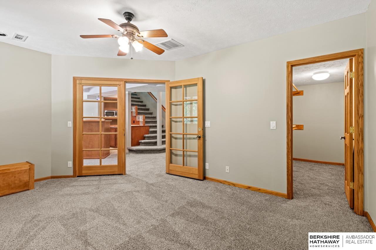 Omaha, Nebraska 68022, United States, 5 Bedrooms Bedrooms, ,4 BathroomsBathrooms,Residential,Active,143450