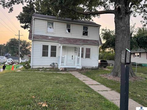 Photo of 4964 S 36Th Street, Omaha, NE 68107 (MLS # 22525903)