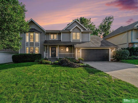 Photo of 14717 Miami Street, Omaha, NE 68116 (MLS # 22627614)