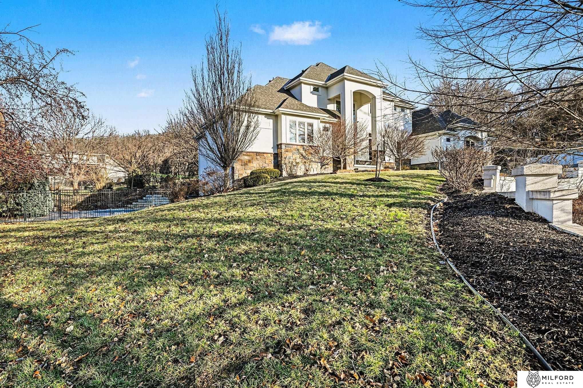 22106 Quail Circle