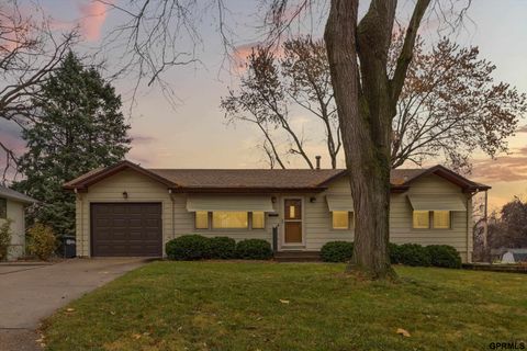 Photo of 2105 S 122 Avenue, Omaha, NE 68144 (MLS # 22534009)
