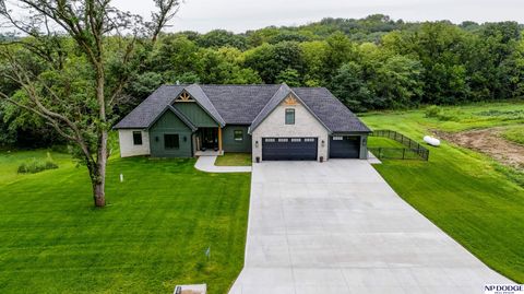Photo of 23056 Frontier Lane, Glenwood, IA 51534 (MLS # 22526575)