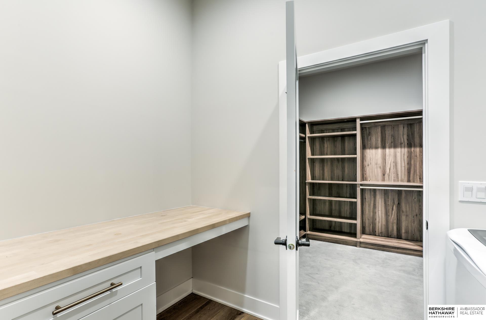 Valley, Nebraska 68064, United States, 3 Bedrooms Bedrooms, ,2 BathroomsBathrooms,Residential,Active,246555