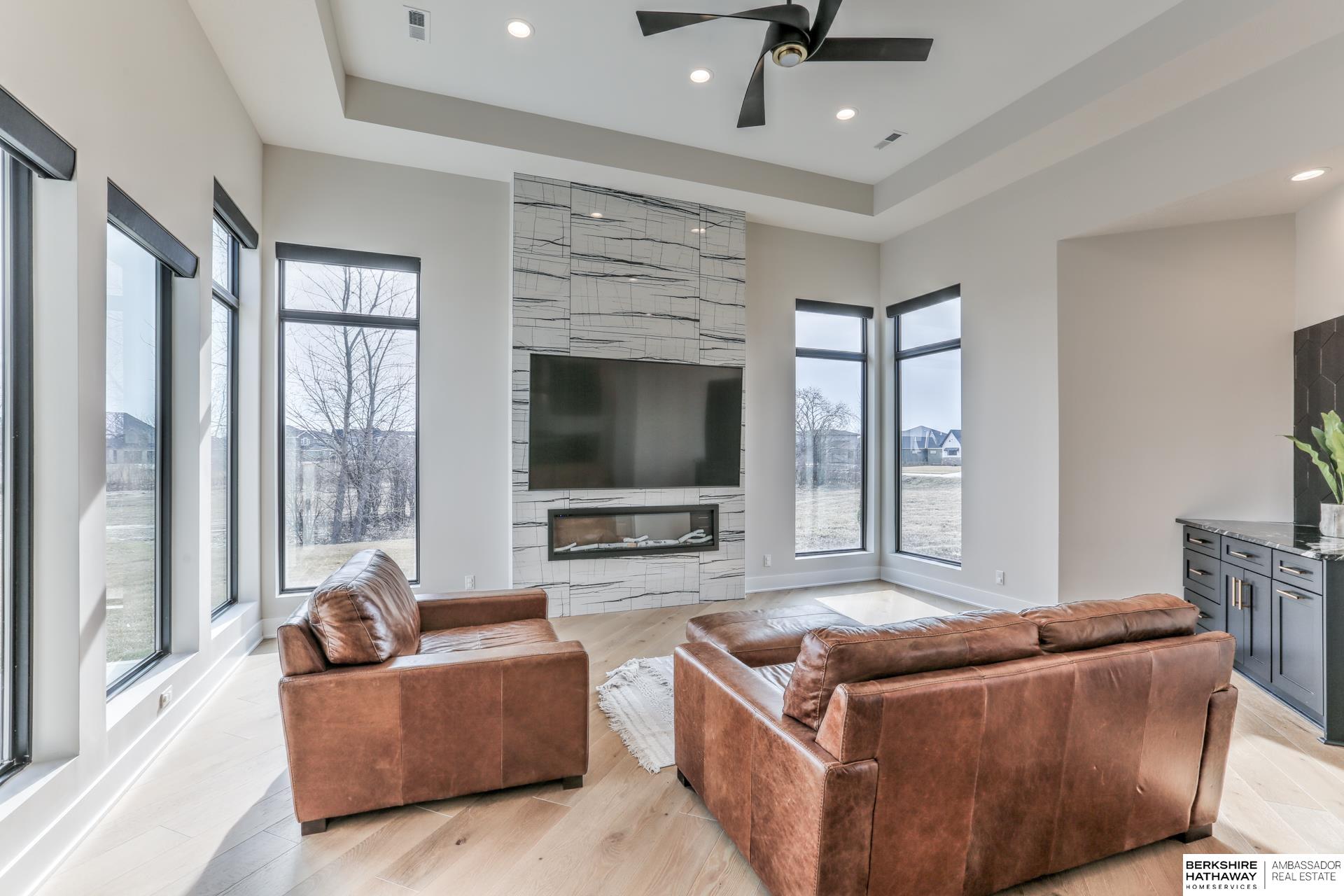 Valley, Nebraska 68064, United States, 3 Bedrooms Bedrooms, ,2 BathroomsBathrooms,Residential,Active,246555