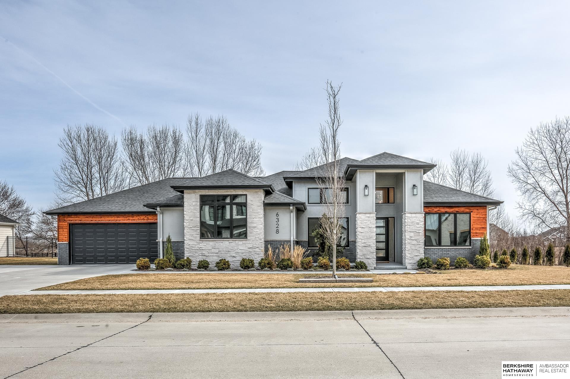 Valley, Nebraska 68064, United States, 3 Bedrooms Bedrooms, ,2 BathroomsBathrooms,Residential,Active,246555