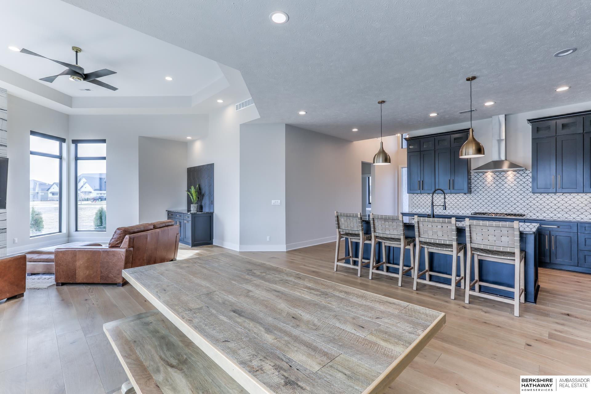 Valley, Nebraska 68064, United States, 3 Bedrooms Bedrooms, ,2 BathroomsBathrooms,Residential,Active,246555