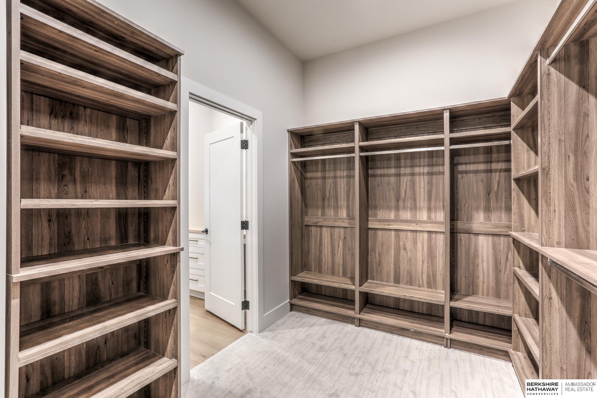 Valley, Nebraska 68064, United States, 3 Bedrooms Bedrooms, ,2 BathroomsBathrooms,Residential,Active,246555