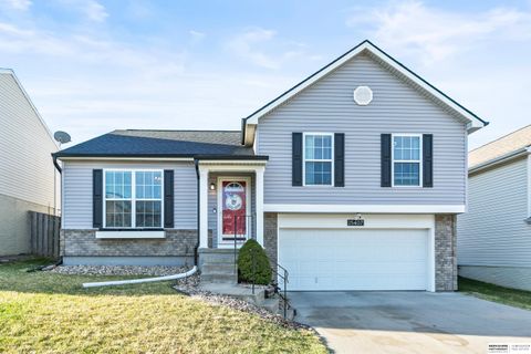 Photo of 15407 Tucker Street, Bennington, NE 68007 (MLS # 22608471)