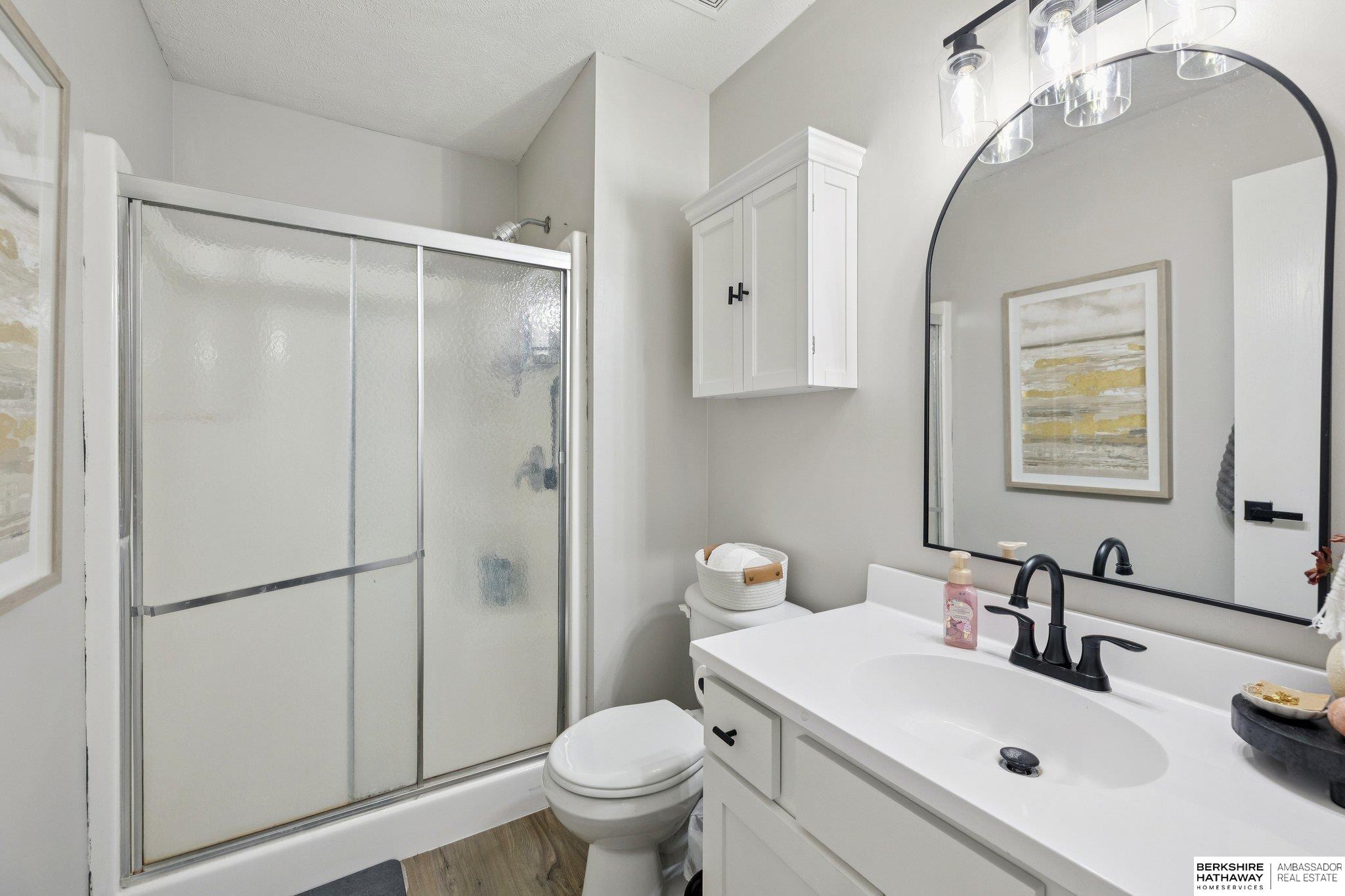 Omaha, Nebraska 68116, United States, 3 Bedrooms Bedrooms, ,2 BathroomsBathrooms,Residential,Active,230463